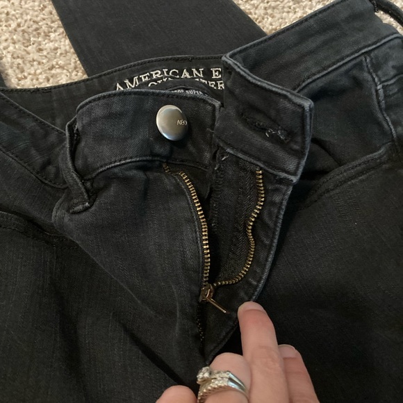 AEO black 360 super stretch hi-rise jeggings - Picture 7 of 9